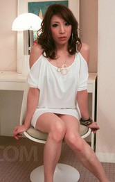 Milf Asian Blowjob - Aya Sakuraba Asian shows sexy legs and hot ass and sucks shlong